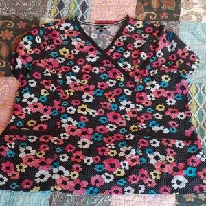 Elle Floral scrub top 2X
